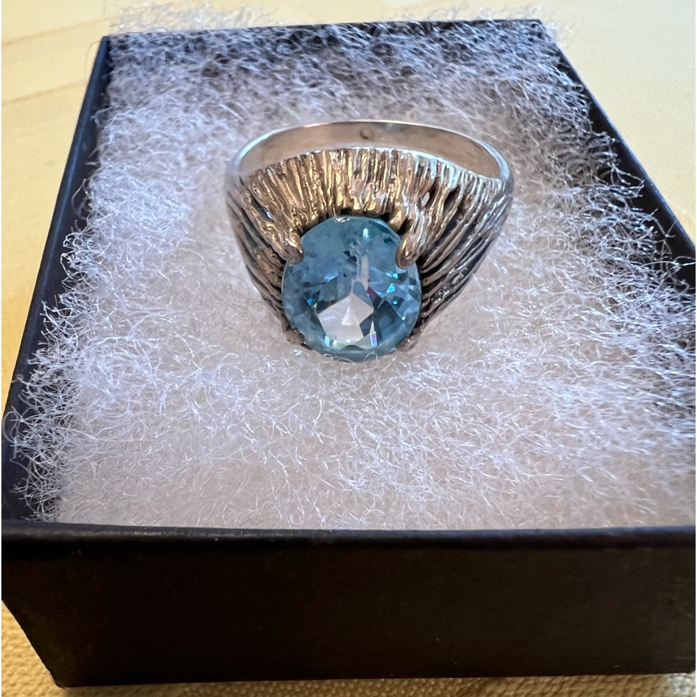 Vintage silver ring with blue stone